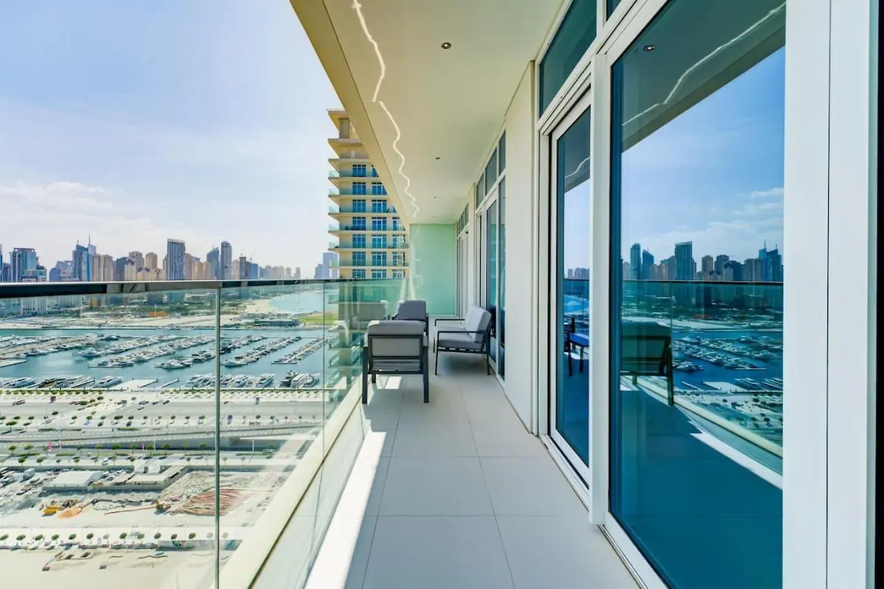 Private Beachfront 2 Bed With 180 Marina Skyline Dubai Apartment